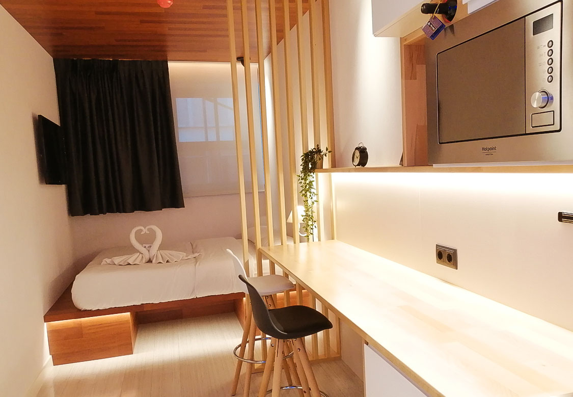 double room with kitchenette